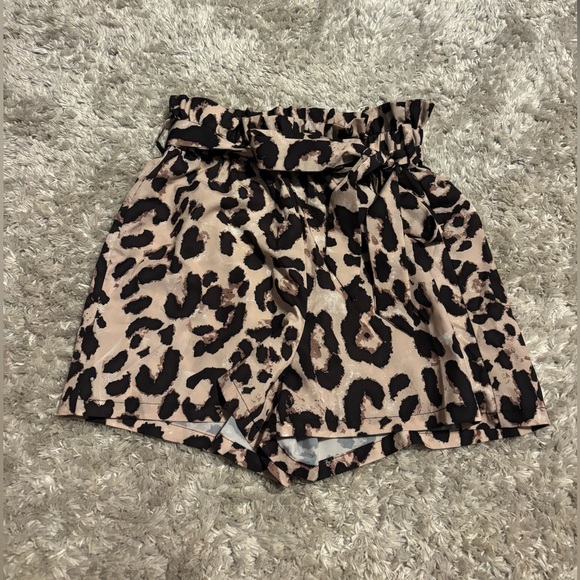 SHEIN Pants - 🎁 Leopard Print Shorts